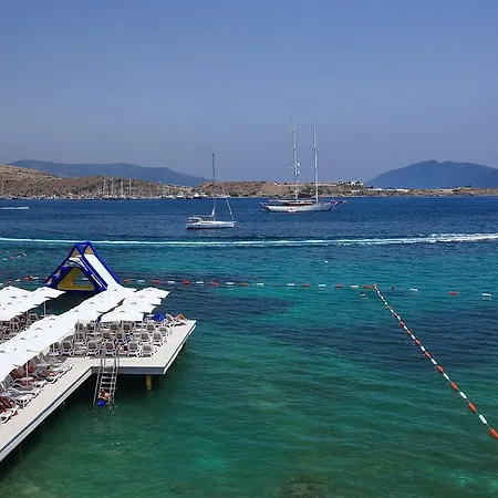Royal Arena & Resort