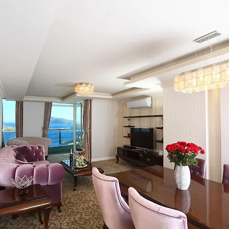 Üdülőközpont Royal Arena & 5*