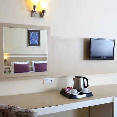 Semesteranläggning (resort) Royal Arena & 5*