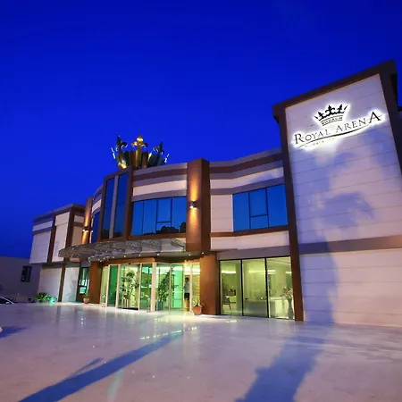 אתר נופש Royal Arena &
